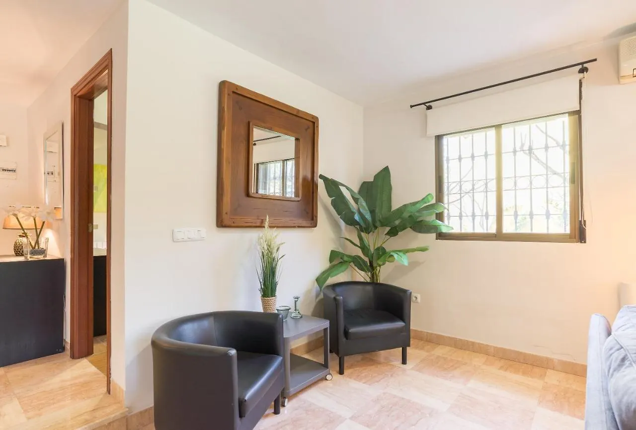 Guadalmar: Villa Con Piscina Malaga