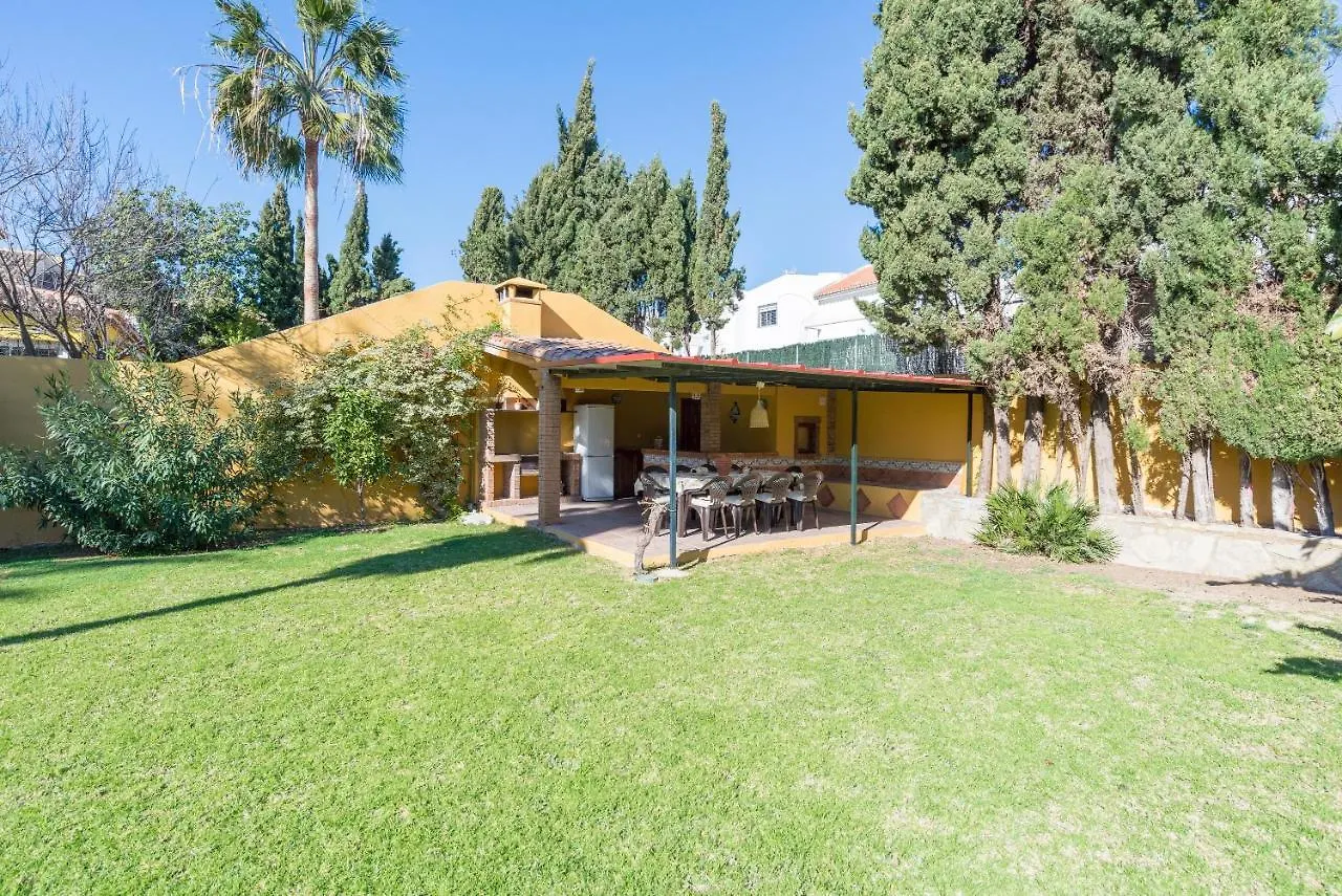 Guadalmar: Villa Con Piscina Malaga