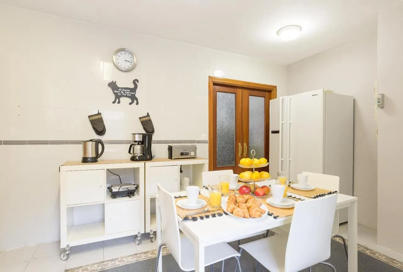 Guadalmar: Villa Con Piscina Malaga Spain