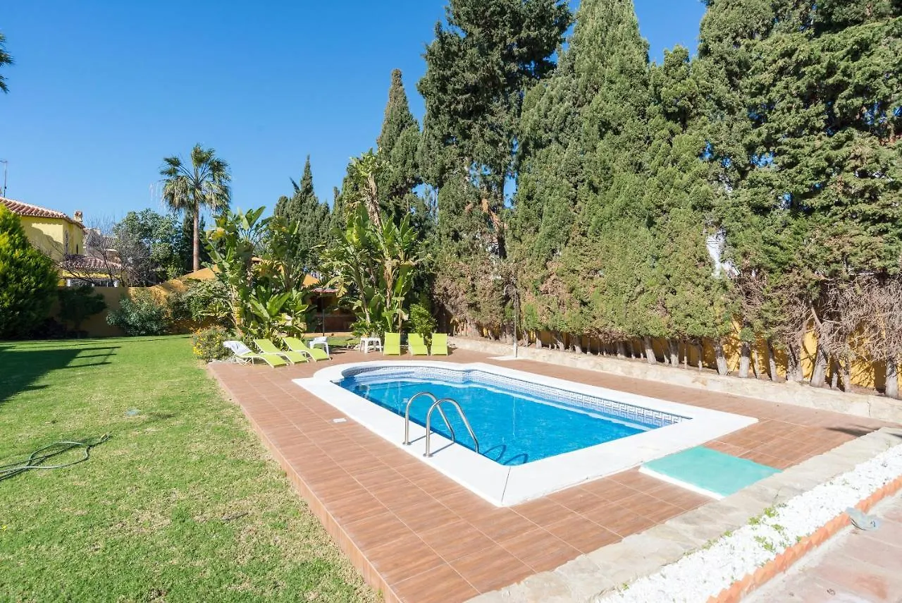 Guadalmar: Villa Con Piscina Malaga