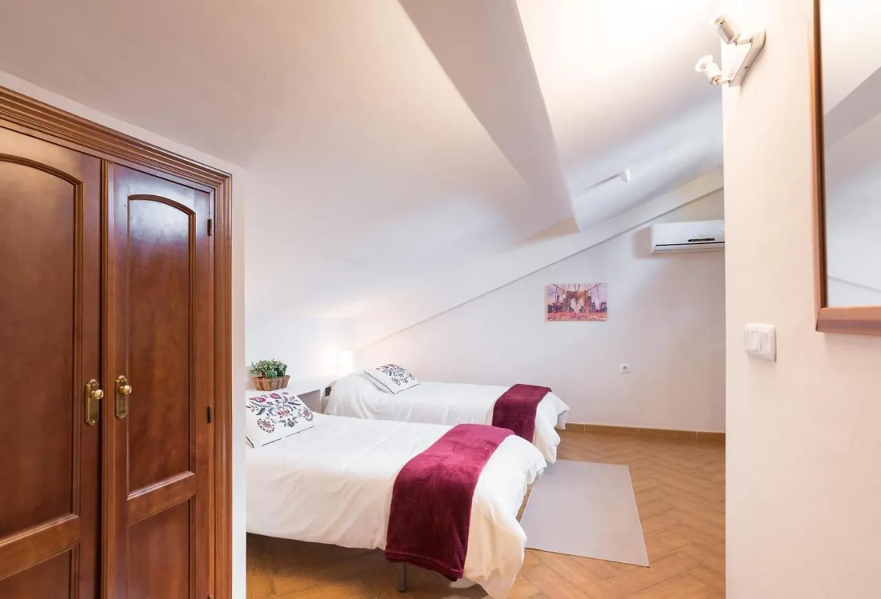 Guadalmar: Villa Con Piscina Malaga