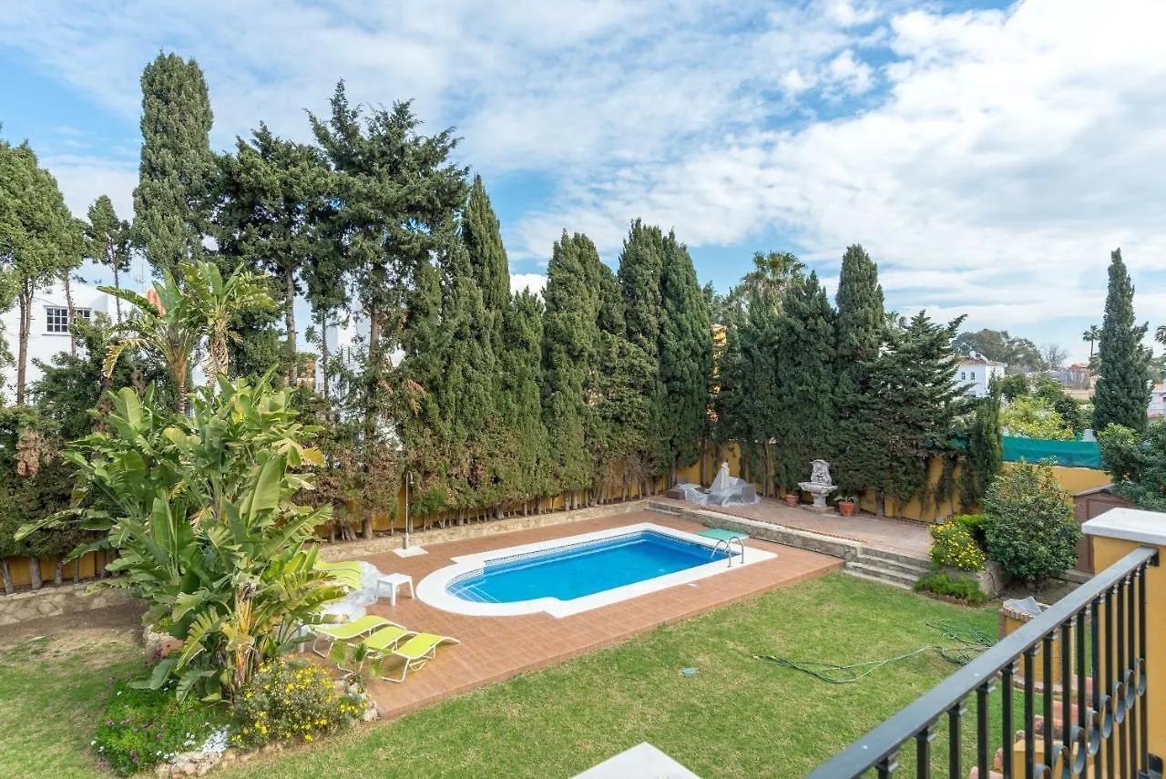Guadalmar: Villa Con Piscina Malaga